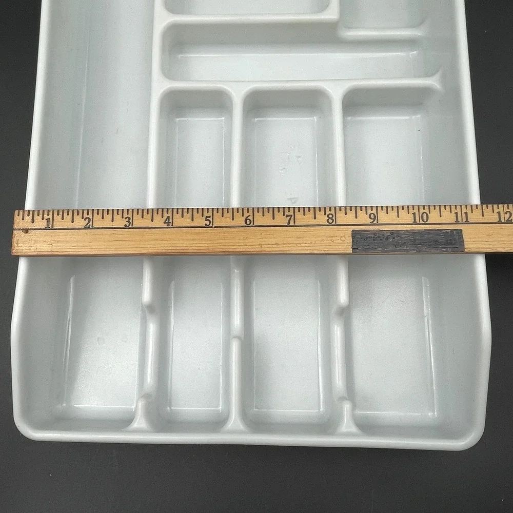 Rubbermaid 0521 White 7 Compartment Cutlery Tray Drawer Organizer 16x11.5